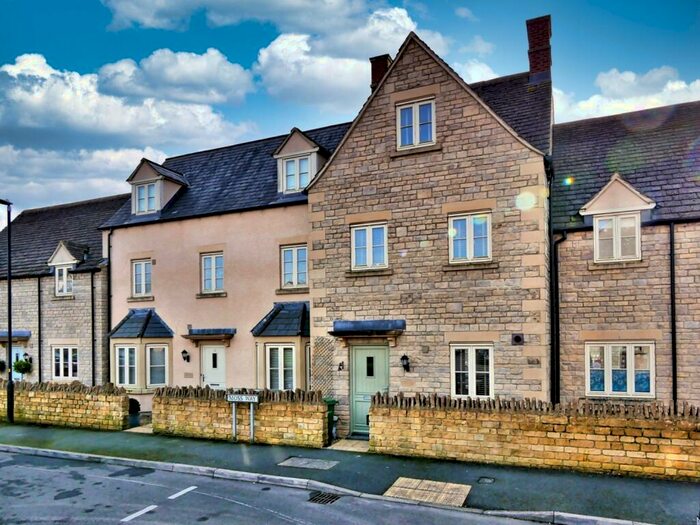 3 Bedroom Terraced House To Rent In Moss Way, Cirencester, GL7