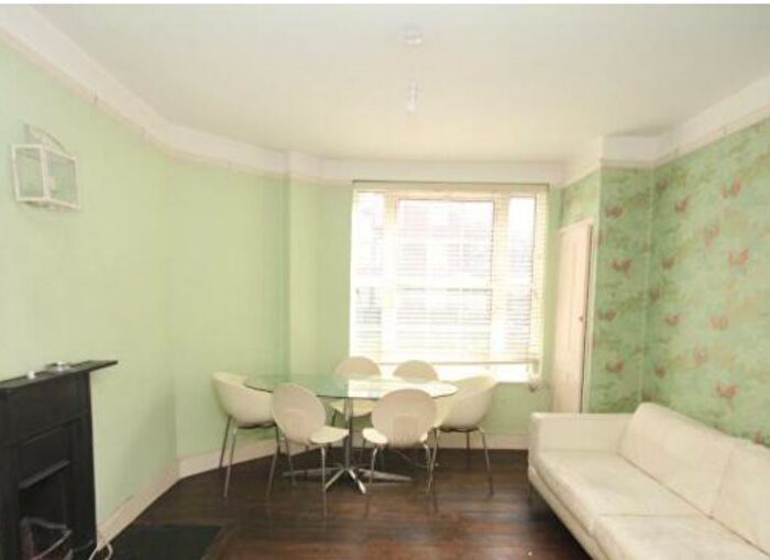 2 Bedroom Flat To Rent In Elwood Street, London, N5