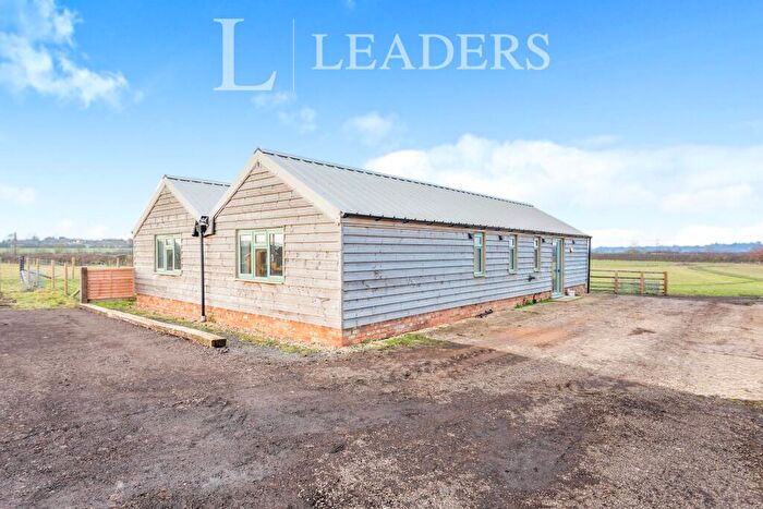 3 Bedroom Detached House To Rent In Lathwells Barns, Green End, Granborough, MK18