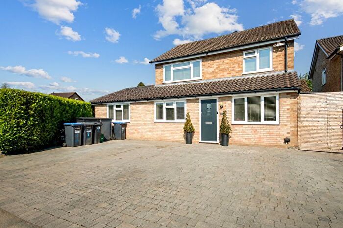 4 Bedroom Detached House For Sale In Gorse Close, Copthorne, RH10