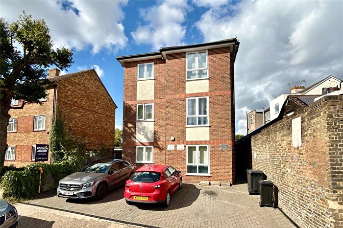 1 Bedroom Flat For Sale In Chartwell House, Bevan Place, Swanley, Kent, BR8