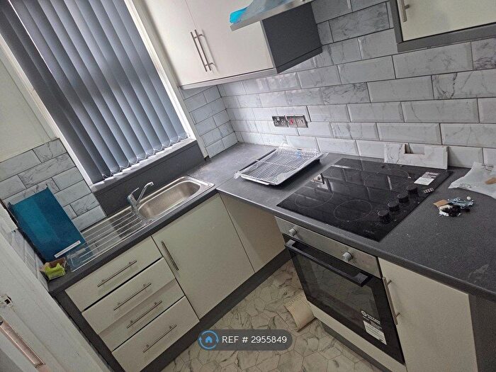 3 Bedroom Terraced House To Rent In Copperfield Grove, Leeds, LS9