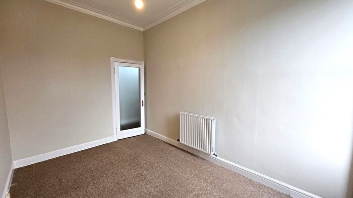 1 Bedroom Flat To Rent In Comely Bank Avenue, Comely Bank, Edinburgh, EH4