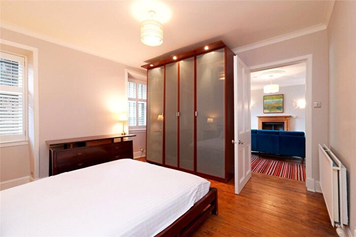 2 Bedroom Apartment To Rent In Victoria Crescent Road, Glasgow, Glasgow, G12