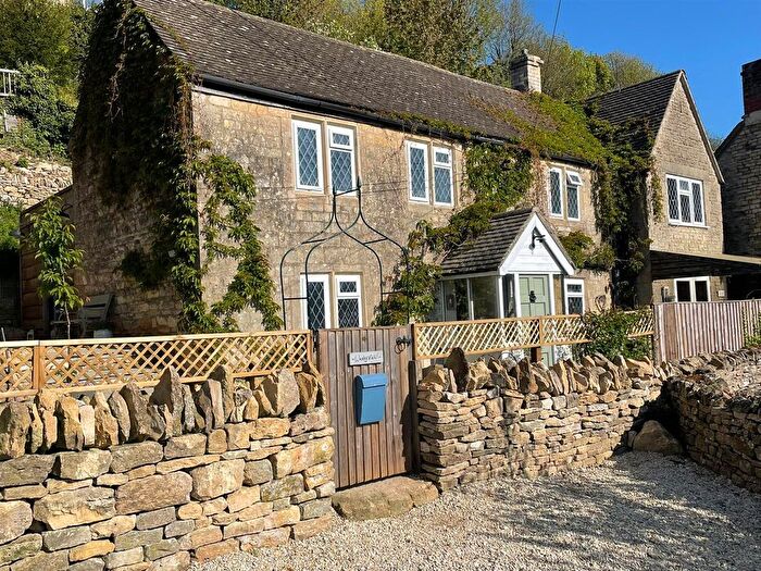 4 Bedroom Detached House For Sale In France Lynch, Stroud, GL6