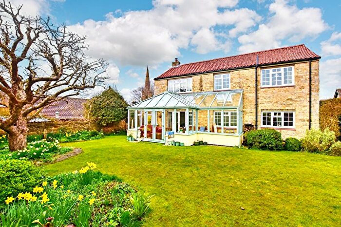 4 Bedroom Detached House For Sale In Church Road, Branston, Lincoln, LN4