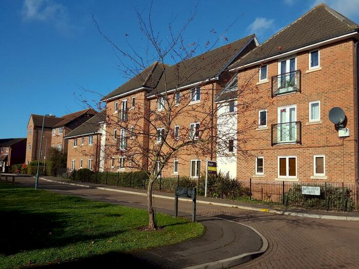 2 Bedroom Flat To Rent In Goodier Road, Broomfield, CM1