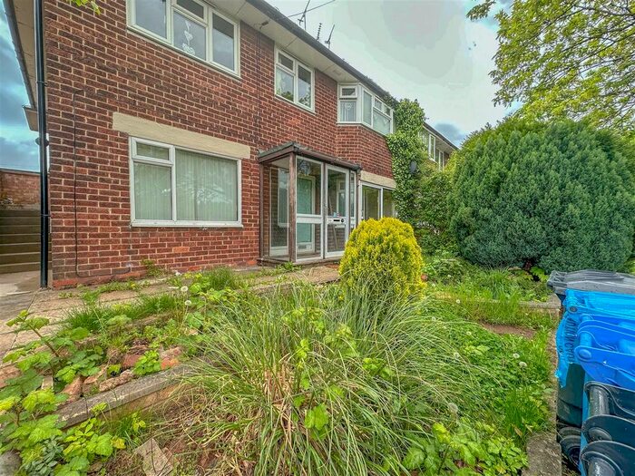 2 Bedroom Flat To Rent In Michigan Close, Chaddesden, Derby, DE21