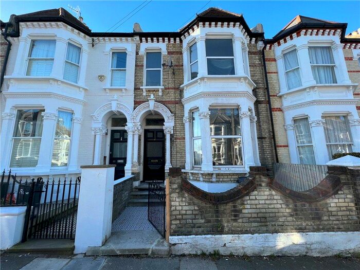 4 Bedroom Terraced House To Rent In Chestnut Grove, London, SW12
