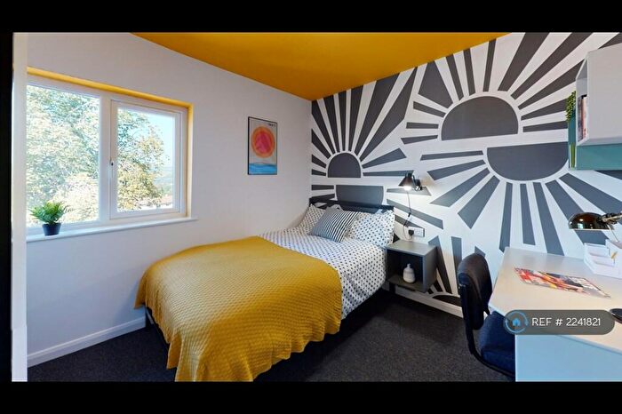 6 Bedroom Semi-Detached House To Rent In Wedgwood Road, Bath, BA2