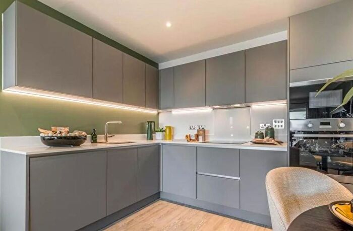 2 Bedroom Flat For Sale In Plot Clarendon Court, Leeds, LS2