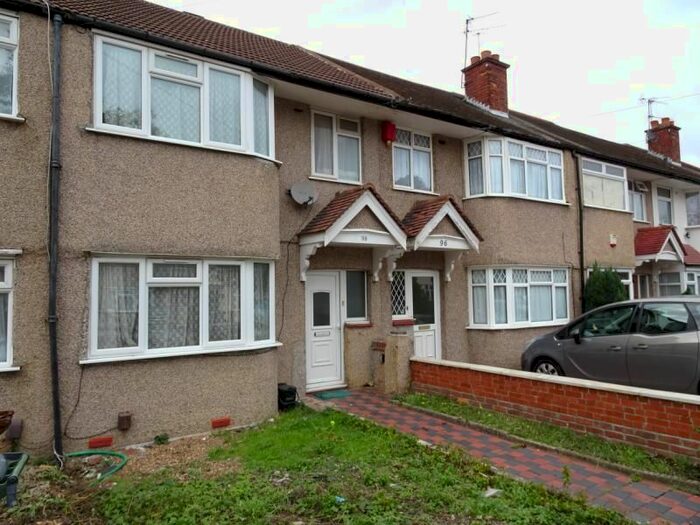 3 Bedroom Detached House To Rent In Leamington Crescent, Harrow, Middlesex, HA2