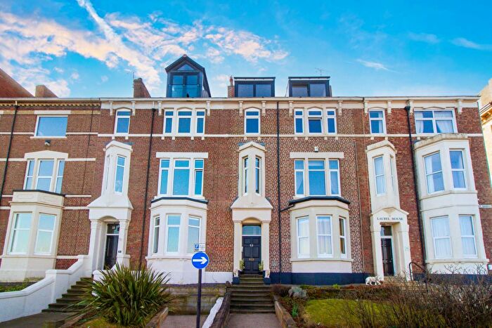 3 Bedroom Maisonette For Sale In Percy Gardens, North Shields, NE30