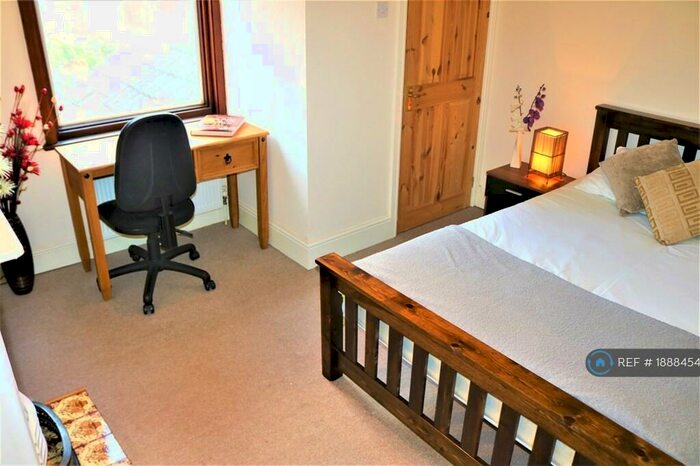 3 Bedroom Terraced House To Rent In St. Margaret Road, Coventry, CV1