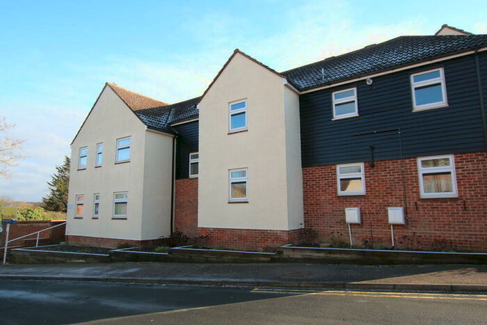 2 Bedroom Apartment To Rent In Knights Way, Dunmow, CM6