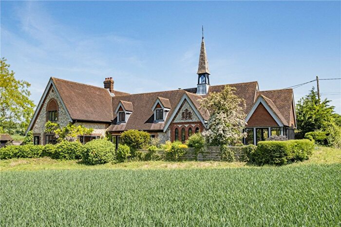 4 Bedroom Detached House For Sale In Woodlands, Bramdean, Alresford, Hampshire, SO24