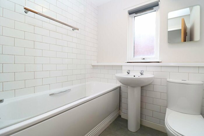 1 Bedroom Flat To Rent In St George's Road, Charing Cross, Glasgow, City Of Glasgow, G3