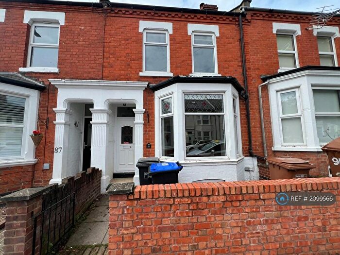 4 Bedroom Terraced House To Rent In Bostock Avenue, Northampton, NN1