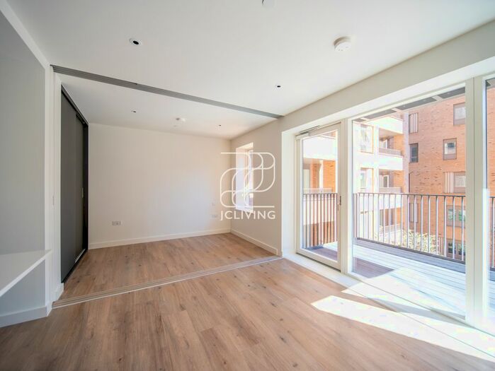 Studio To Rent In Mary Neuner Road, London, N8