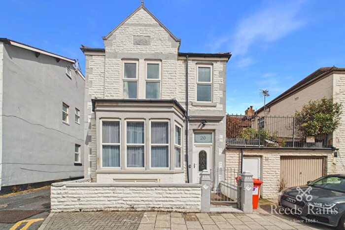 4 Bedroom Detached House For Sale In Livingstone Road, Blackpool, Lancashire, FY1