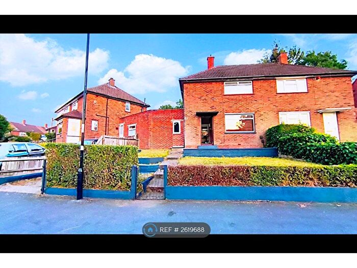 2 Bedroom Semi-Detached House To Rent In Frimley Close, New Addington, CR0