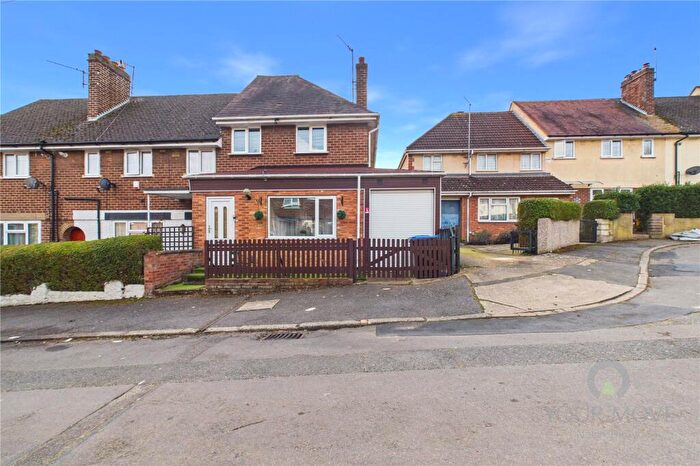 2 Bedroom End Of Terrace House For Sale In Windyridge, Northampton, Northamptonshire, NN2