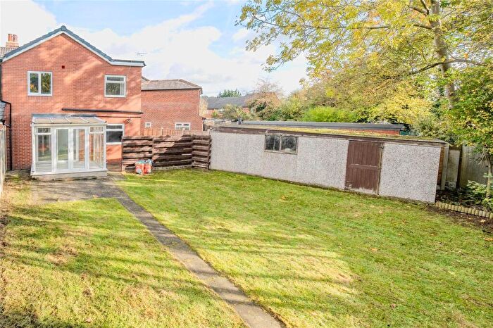 4 Bedroom Semi-Detached House For Sale In Claremont Crescent, Leeds, LS6