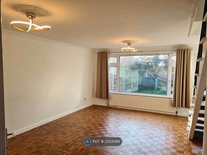 2 Bedroom Terraced House To Rent In Rowan Way, Romford, RM6
