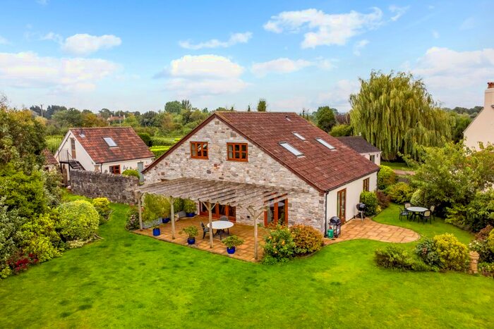 4 Bedroom Detached House For Sale In Severn Road, Bristol, BS35