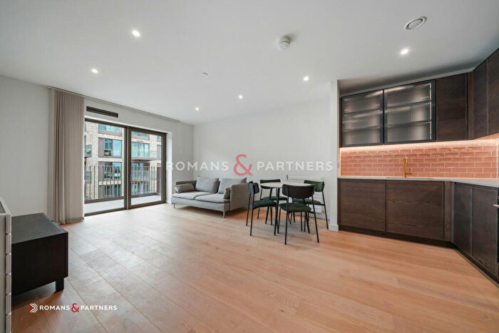 2 Bedroom Apartment To Rent In Mill Building, Riverscape, E16