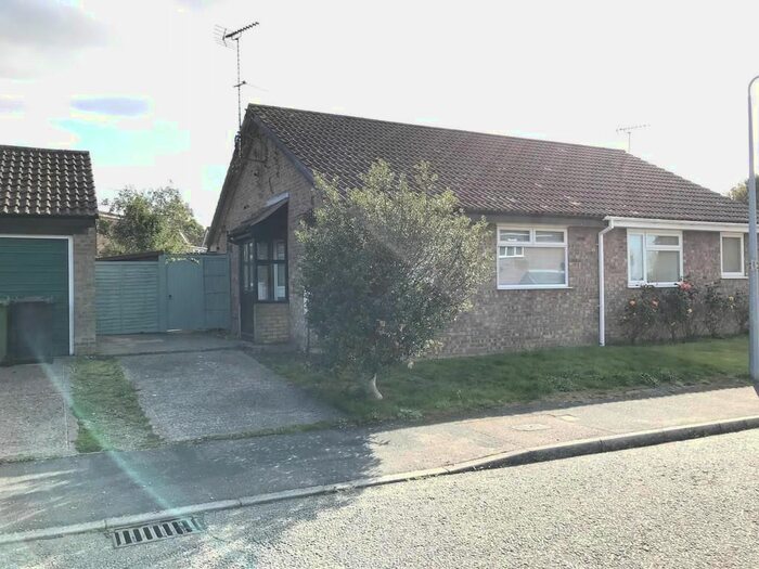 2 Bedroom Semi-Detached Bungalow To Rent In Constable Way, Halesworth, IP19