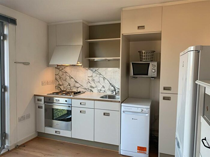Studio To Rent In Deals Gateway, London, SE13