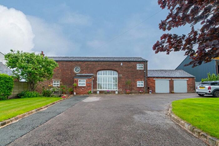 4 Bedroom Detached House For Sale In Halsall Lane, Halsall, L39