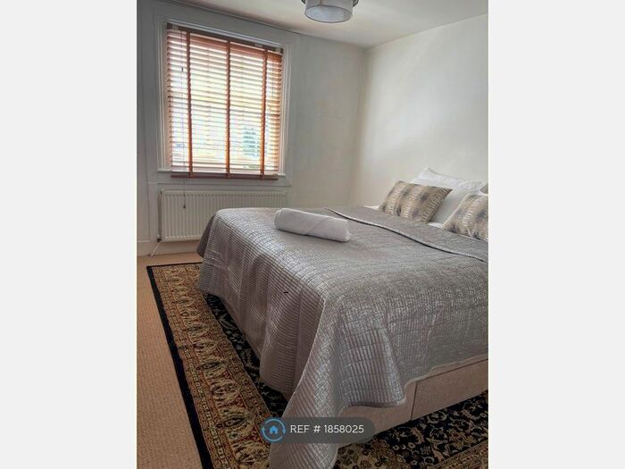 2 Bedroom Maisonette To Rent In Agar Grove, London, NW1