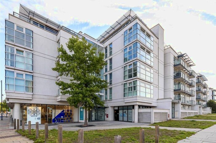 1 Bedroom Flat To Rent In Phoenix Way, London, SW18