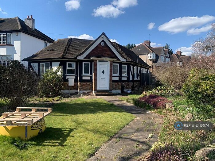 3 Bedroom Bungalow To Rent In Cameron Road, Bromley, BR2