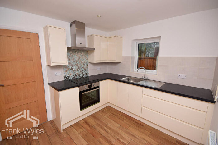 2 Bedroom Detached Bungalow For Sale In Pinewood Crescent, Lytham St. Annes, Lancashire, FY8