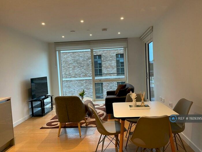 1 Bedroom Flat To Rent In Baldwin Point, London, SE17