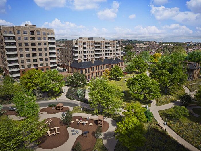 2 Bedroom Flat For Sale In St Ann's Road, London, N15