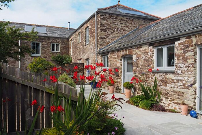 2 Bedroom Barn Conversion For Sale In Tredinnick Farm Barn, Wadebridge, PL27