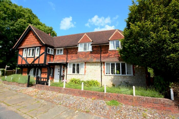 6 Bedroom Detached House To Rent In The Old Forge, Quality Street, Merstham, Redhill, RH1