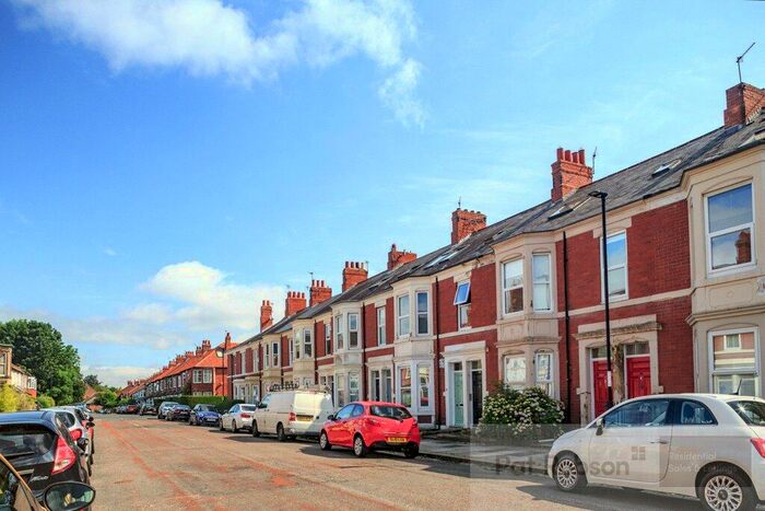 5 Bedroom Maisonette To Rent In Newlands Road, Jesmond, Newcastle Upon Tyne, NE2