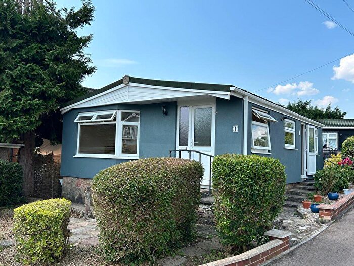 2 Bedroom Park Home For Sale In Glenmore Road, Cinderford, GL14
