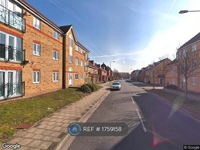 2 Bedroom Flat To Rent In Hill View Drive, London, SE28