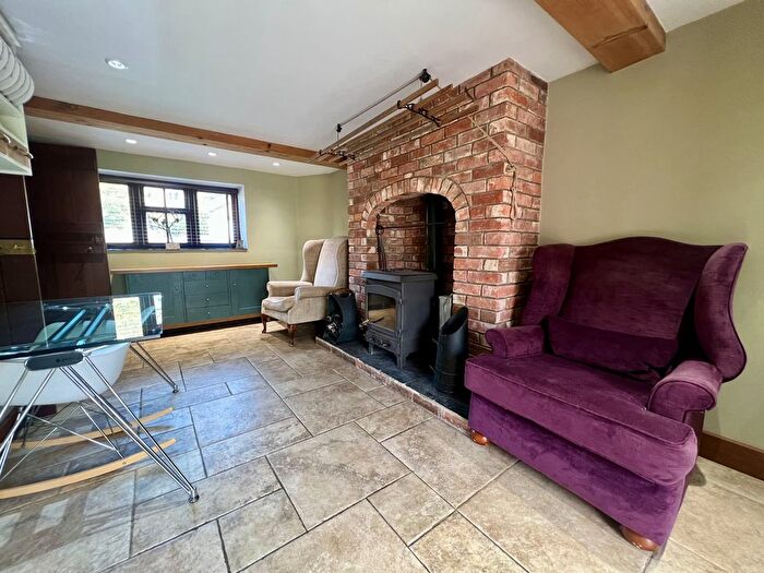 2 Bedroom Cottage For Sale In Stubbs Road, Everdon, NN11