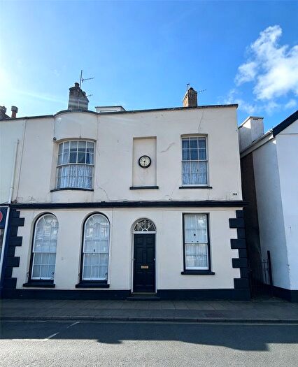1 Bedroom Flat For Sale In Brunswick Place, Dawlish, Devon, EX7