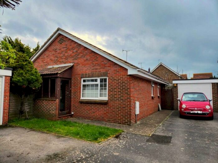3 Bedroom Detached Bungalow To Rent In James Street, Selsey, PO20