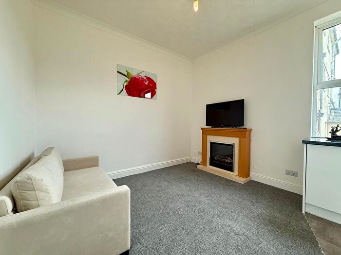 1 Bedroom Flat For Sale In Avondale Road, Gorleston, NR31