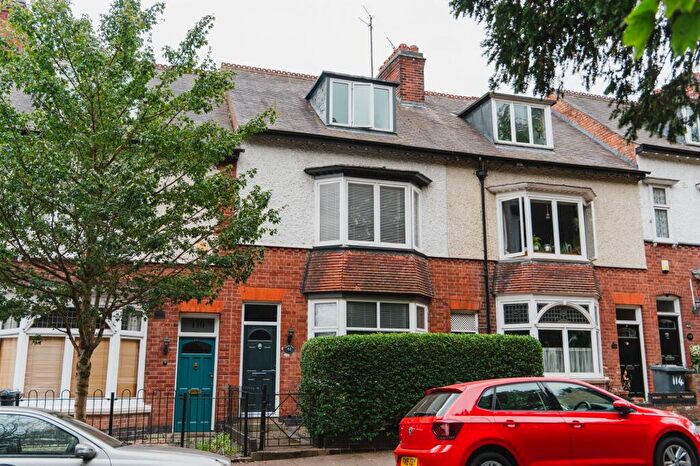 5 Bedroom Terraced House For Sale In Westcotes Drive, Leicester, LE3