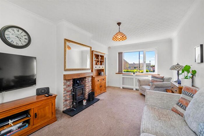 2 Bedroom Semi Detached House For Sale In Mowbray Avenue, Blackburn, BB2